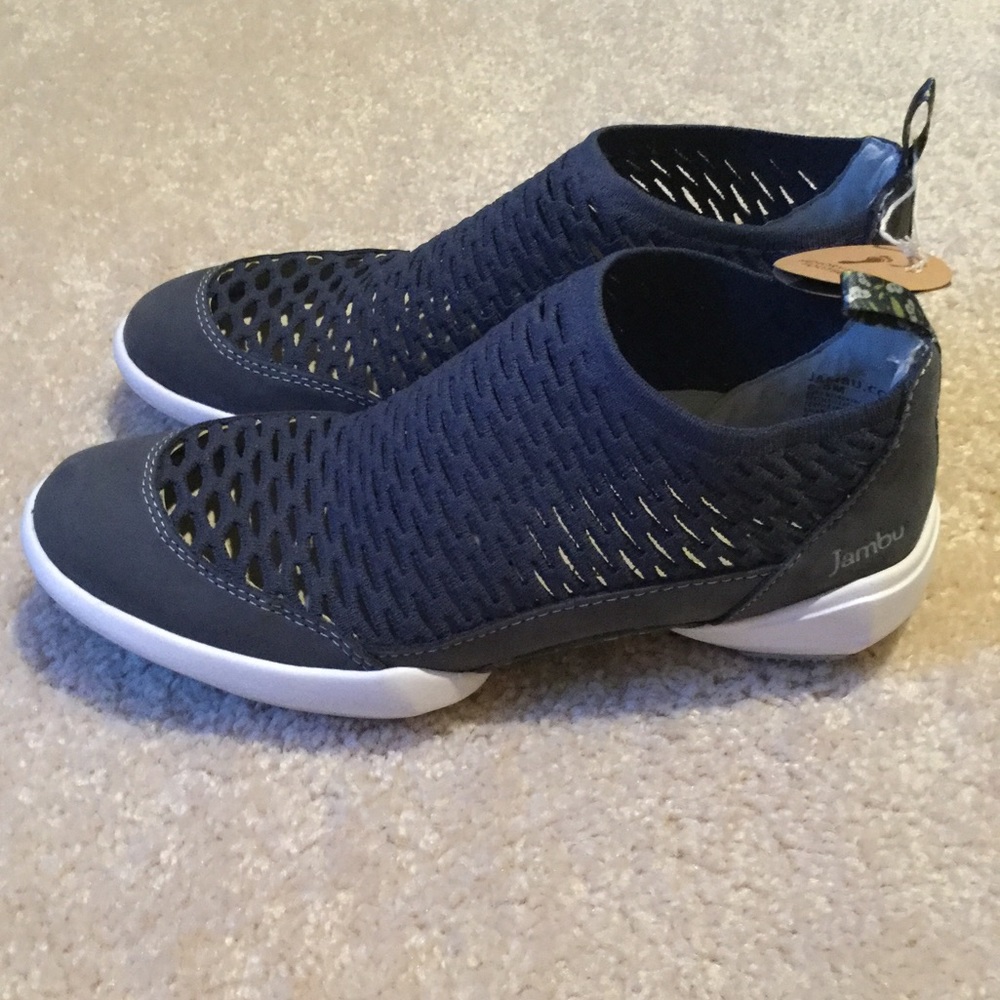 NWT Jambu Dory Perforated Slip-On Sneaker
